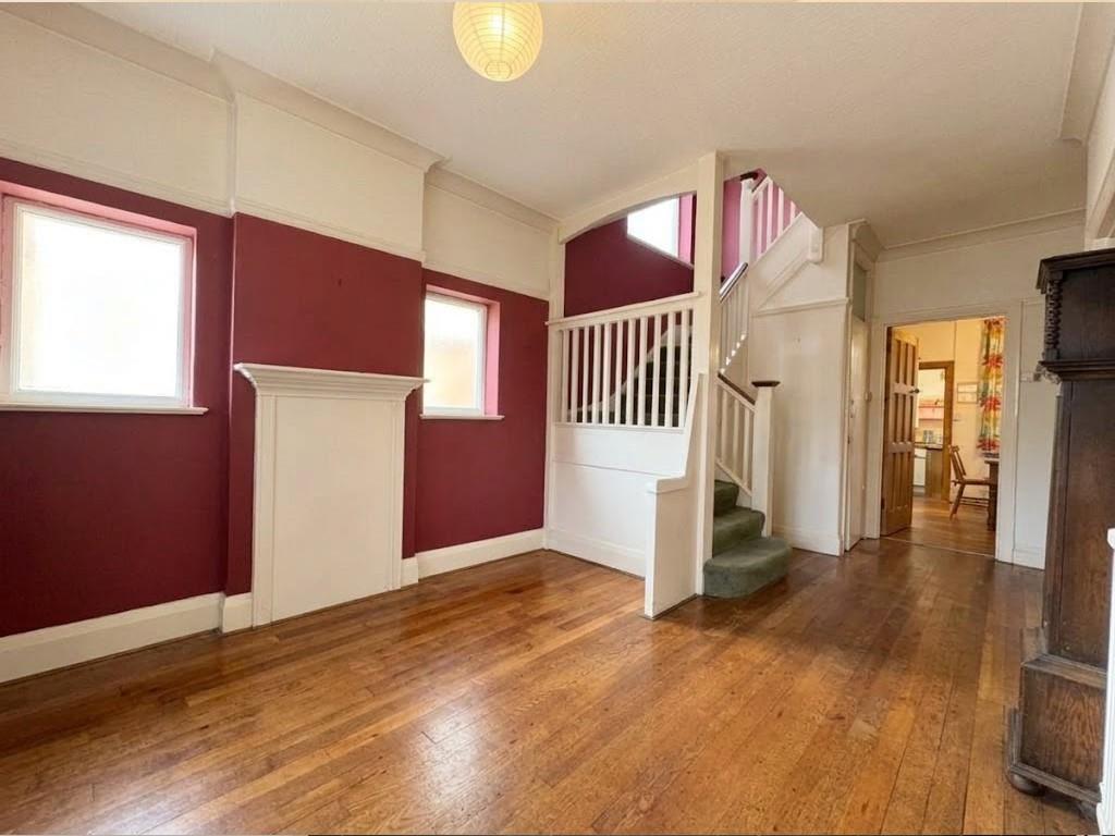 Sylvan Avenue, Mill Hill, NW7, London